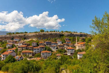 Safranbolu 'daki geleneksel Osmanlı Evleri. Safranbolu UNESCO Dünya Mirası Alanı. Eski ahşap köşkler Türk mimarisi. Safranbolu manzara görüntüsü.