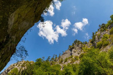 Horma Kanyonu, Kure Dağları Ulusal Parkı, Kastamonu, Türkiye. Tahta yürüyüş yolu.