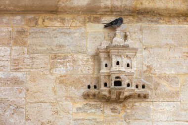 İstanbul, Türkiye 'deki Buyuk Selimiye Camii' ndeki kuş evi
