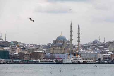 Yeni Camii (yeni cami).