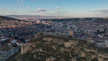 Kastamonu şatosunun tarihi manzarası, Kastamonu, Türkiye yakınlarındaki tepelerde