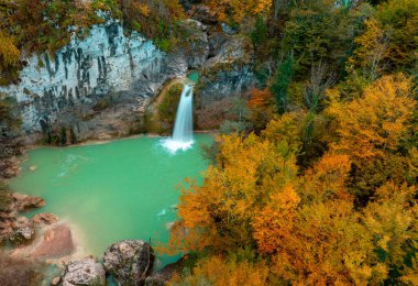 Kre Dağları Ulusal Parkı 'ndaki Ilca Şelalesi' nin hava manzarası, Türkiye