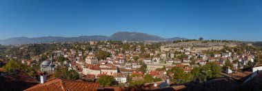 Safranbolu 'daki geleneksel Osmanlı Evleri. Safranbolu UNESCO Dünya Mirası Alanı. Eski ahşap köşkler Türk mimarisi. Safranbolu manzara görüntüsü.