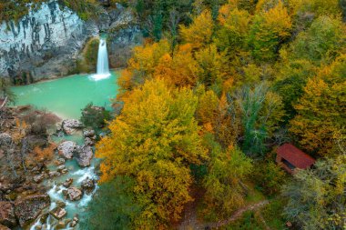 Kre Dağları Ulusal Parkı 'ndaki Ilca Şelalesi' nin hava manzarası, Türkiye