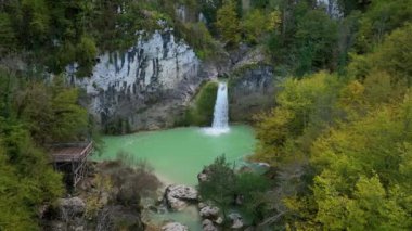 Kre Dağları Ulusal Parkı 'ndaki Ilca Şelalesi' nin hava manzarası, Türkiye