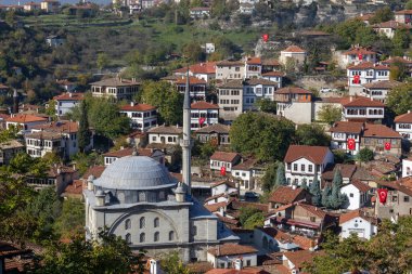 Safranbolu 'daki geleneksel Osmanlı Evleri. Safranbolu UNESCO Dünya Mirası Alanı. Eski ahşap köşkler Türk mimarisi. Safranbolu manzara görüntüsü.