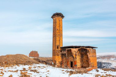 Kars 'taki Ani Harabeleri UNESCO Dünya Mirasları listesinde yer alıyor. Selçukluların eviydi. Sergide kiliseler, camiler ve evler yer alıyor. Müze olarak ziyaretçilere açıktır..