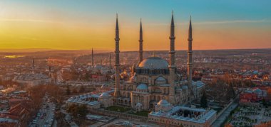 Edirne 'de Selimiye Camii dış görünüşü. Edirne Osmanlı İmparatorluğu 'nun başkentiydi..