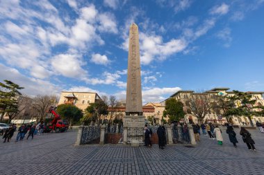 İstanbul, Türkiye 'den Theodosius Obelisk ve Mavi Cami. Yüksek kalite fotoğraf