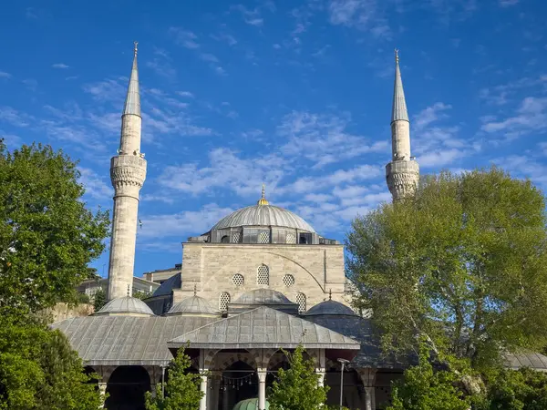 Mihrimah Sultan Camii, İstanbul 'un Skdar ilçesinin tarihi merkezinde bulunan 16. yüzyıldan kalma bir Osmanlı camii..