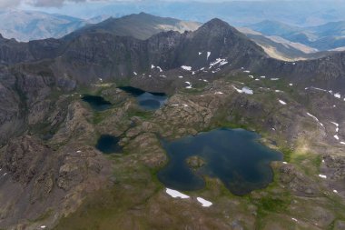 Ispir Yedigoller, Türkiye 'nin el değmemiş coğrafyalarından biri olan Ovit Dağı' nın güney yamaçları, volkanik gölleriyle keşfedilmesi gereken bir bölge. Erzurum, Türkiye.