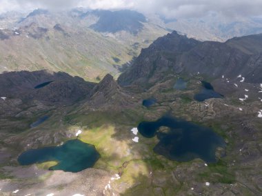 Ispir Yedigoller, Türkiye 'nin el değmemiş coğrafyalarından biri olan Ovit Dağı' nın güney yamaçları, volkanik gölleriyle keşfedilmesi gereken bir bölge. Erzurum, Türkiye.
