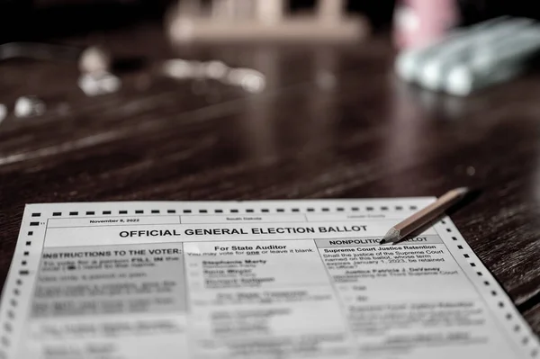 Επιλεκτική Εστίαση Μια Γενική Εκλογική Ψηφοφορία Ένα Μολύβι Στην Κορυφή — Φωτογραφία Αρχείου