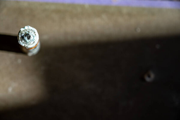 Alkaline batteries with heavy corrosion and acid leakage