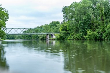 Greenway, Rochester, New York 'un dışındaki Erie Kanalı boyunca ilerliyor. Yüksek kalite fotoğraf