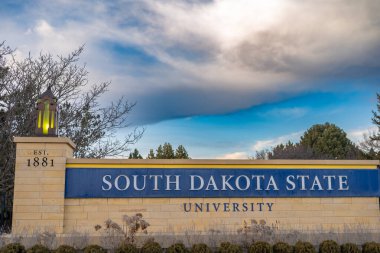 Brookings, Güney Dakota, ABD - 2.1.2025: Güney Dakota Eyalet Üniversitesi 'ne giriş. Yüksek kalite fotoğraf