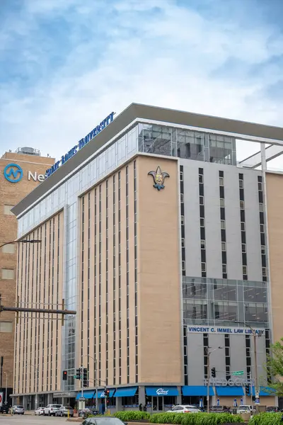 St. Louis, Missouri, ABD - 5.25.2025: Üniversite Hukuk Fakültesi. Yüksek kalite fotoğraf