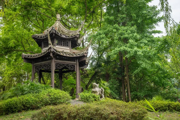 Pabellón Tradicional Chino Una Colina Yuan Yuan Lin Guan Park —  Fotos de Stock