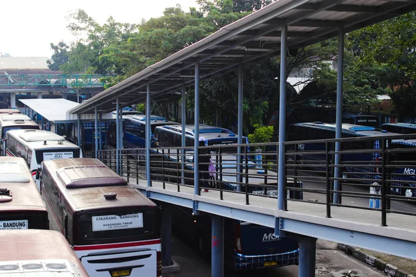 Bandung Java Occidental Indonesia Junio 2022 Grupo Autobuses Está Esperando — Foto de Stock