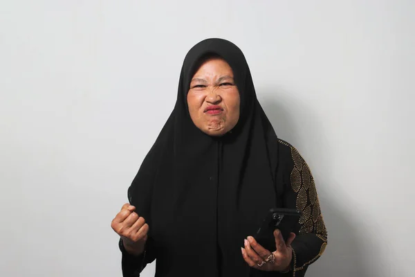 Molesto Las Mujeres Asiáticas Mediana Edad Que Usan Hijab Negro —  Fotos de Stock