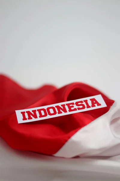 배경에 공간을 빨간색과 배경에 인도네시아 텍스트 — 스톡 사진