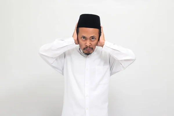 Egy Dühös Fiatal Indonéz Férfi Visel Songkok Vagy Peci Vagy — Stock Fotó