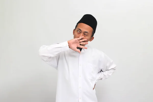 Funny Tired Young Indonesian Man Wearing Songkok Peci Kopiah Yawns — Stock Photo, Image