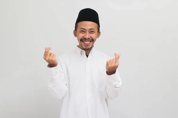 Jovem Indonésio Sorridente Vestindo Uma Songkok Peci Kopiah Faz Mini — Fotografia de Stock