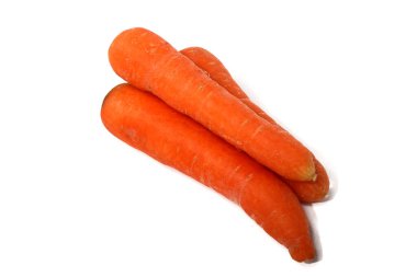 Beyaz arka planda izole edilmiş bir grup havuç.