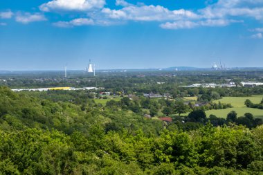 Moers, Almanya manzarası. Güzel bir yaz günü.