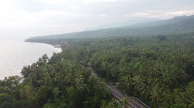 Bali 'nin GÖREVLİ Plajları DRON İLE SÜRÜNDÜR