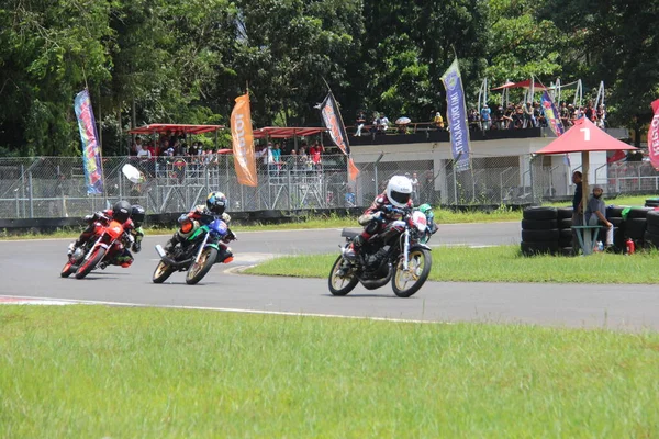 西爪哇茂物Sentul赛道的摩托车比赛 — 图库照片