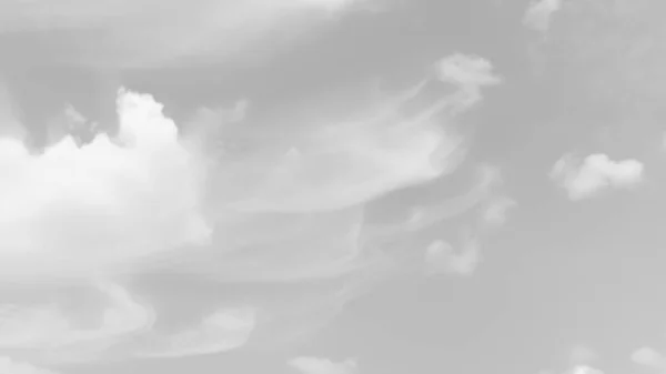 Белый Пушистый Облачный Фон Неба — стоковое фото