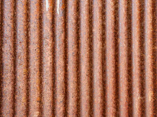 Paslı çinko kaplamalı çarşaf.