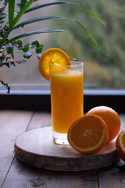 Świeżo Wyciśnięty Sok Pomarańczowy Szklance Wysokiej Jakości Zdjęcie — Zdjęcie stockowe