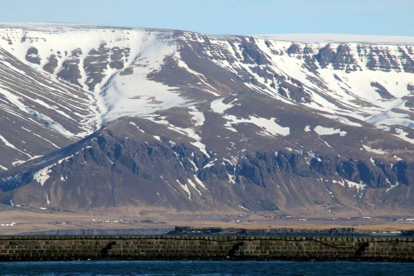Κτίρια Και Χρώματα Του Ρέικιαβικ Της Ισλανδίας Υπάρχουν Τόσα Πολλά — Φωτογραφία Αρχείου