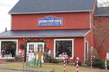 Seyyar satıcılar köyü Buckingham yakınlarındaki popüler bir alışveriş merkezidir. Bucks County 'deki Lahaska köyünde..