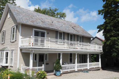 New Hope 'da bir öğleden sonra, PA. Bu turistte görülecek ve yapılacak çok şey var. Dükkanlar, restoranlar ve Delaware Nehri var..