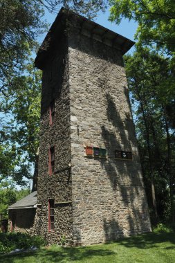 Eski malikane artık etkinlikler ve partiler için kullanılıyor. Philadelphia 'daki Delaware Nehri' nin orada..