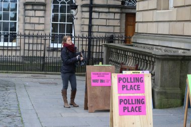 İnsanlar dışarıdayken ve çeşitli aktiviteler yaparken görülecek çok şey var..