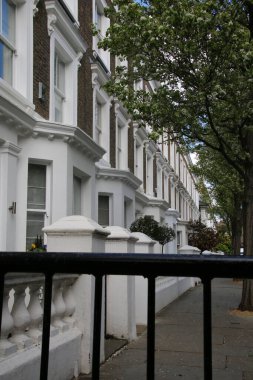 İngiltere 'deki Londra görmek için güzel bir şehir. Mimari kesinlikle özel..