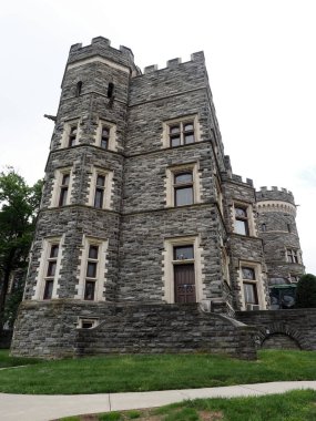 Glenside 'daki Arcadia Üniversitesi' nin kampüsü, bahçesi ve binaları.