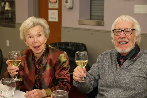 Şarap ve peynir tatma etkinliği eğlenceli bir etkinlikti..