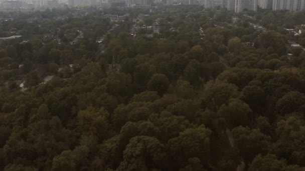 Luftaufnahme Einer Allgemeinen Unscheinbaren Großstadt Filmmaterial — Stockvideo