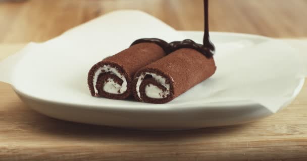 Déguster Dessert Fait Maison Avec Chocolat Fondu Qualité Supérieure Tourné — Video