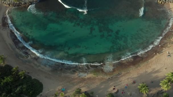 Estabelecendo Tiro Playa Mar Chiquita Beach Porto Rico Hora Mágica — Vídeo de Stock