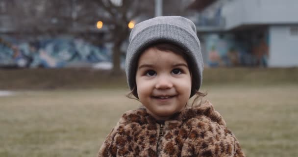 Toddler Girl Playing Toronto Park Late Fall Cinematic Footage — Stock Video