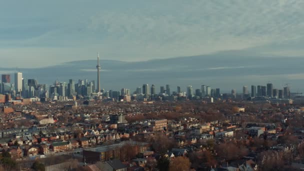 Aerial Establishing Shot West End Toronto Neighborhood Late Fall Cinematic — Stock Video