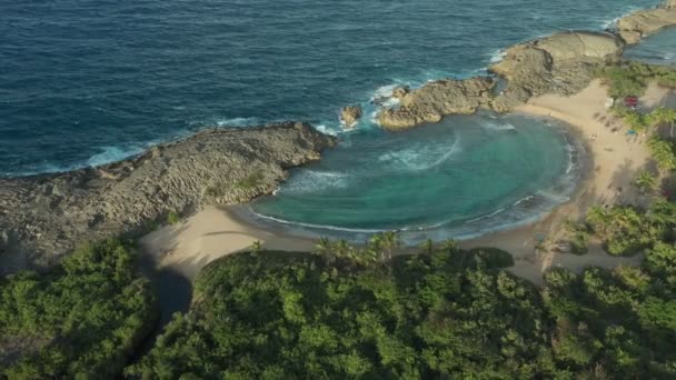 Съемка Пляжа Playa Mar Chiquita Пуэрто Рико Волшебный Час Кинематографические — стоковое видео