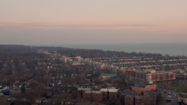 Aerial Establishing Shot East End Toronto Neighborhood Sunset Late Fall — Vídeo de Stock